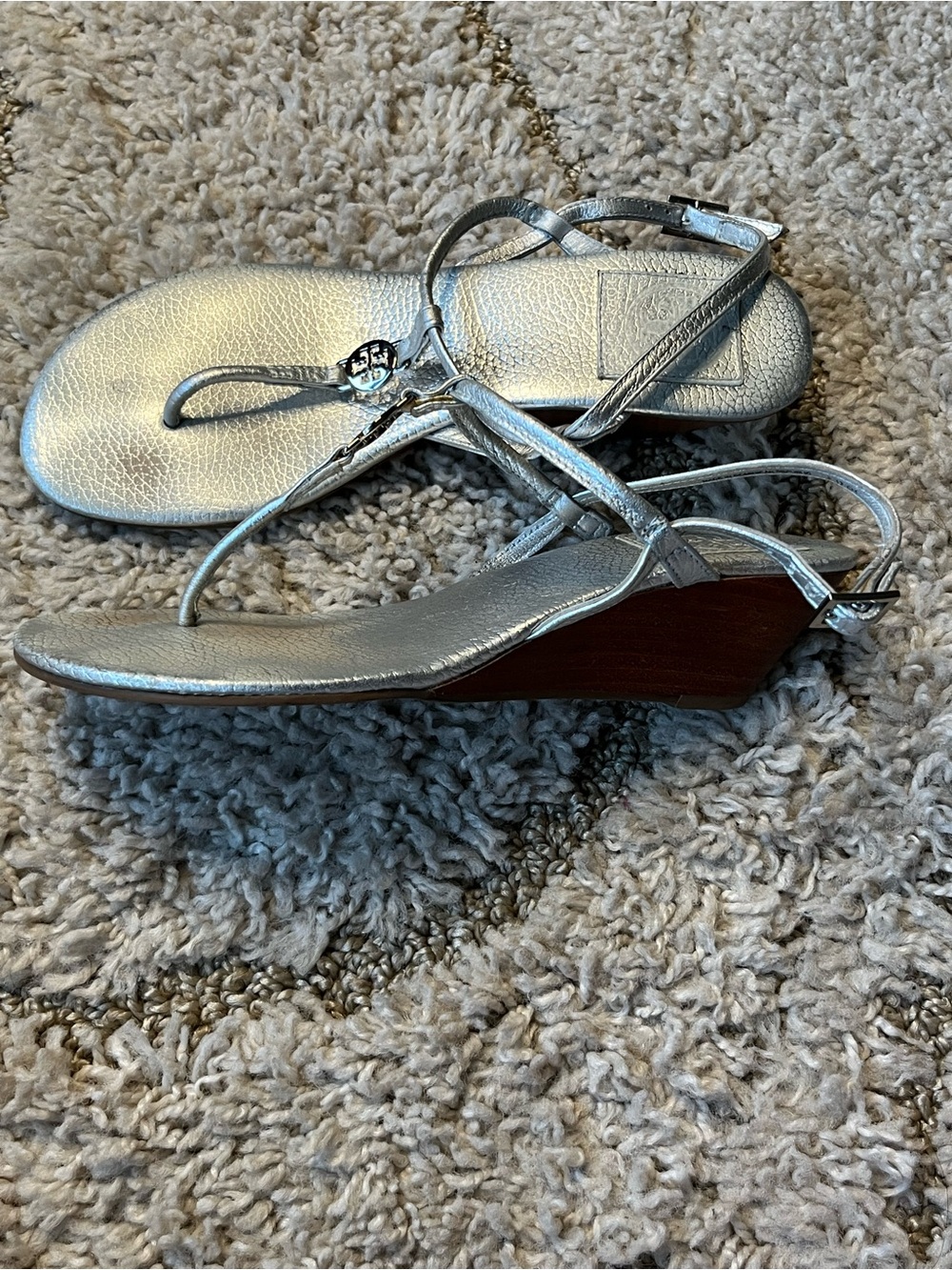 Tory Burch silver metallic wedge sandals - Picture 2 of 9